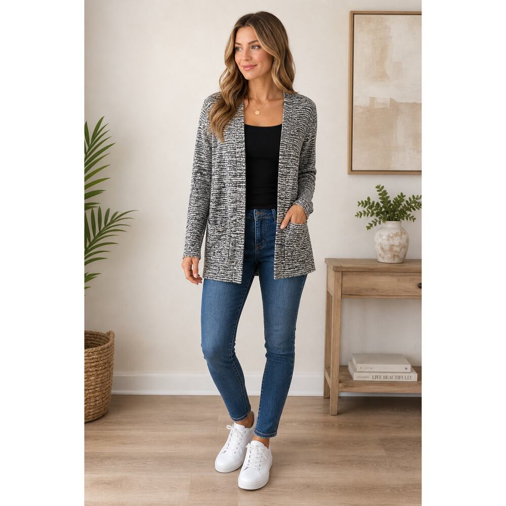 Carolyn Taylor Open Front Marled Cardigan Sweater | Black White | Size M